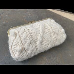 Cable knit clutch